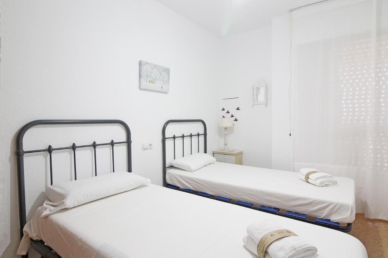 Global Properties, Apartamento En Urbanizacion Brezo Nova Canet Валенсия Экстерьер фото